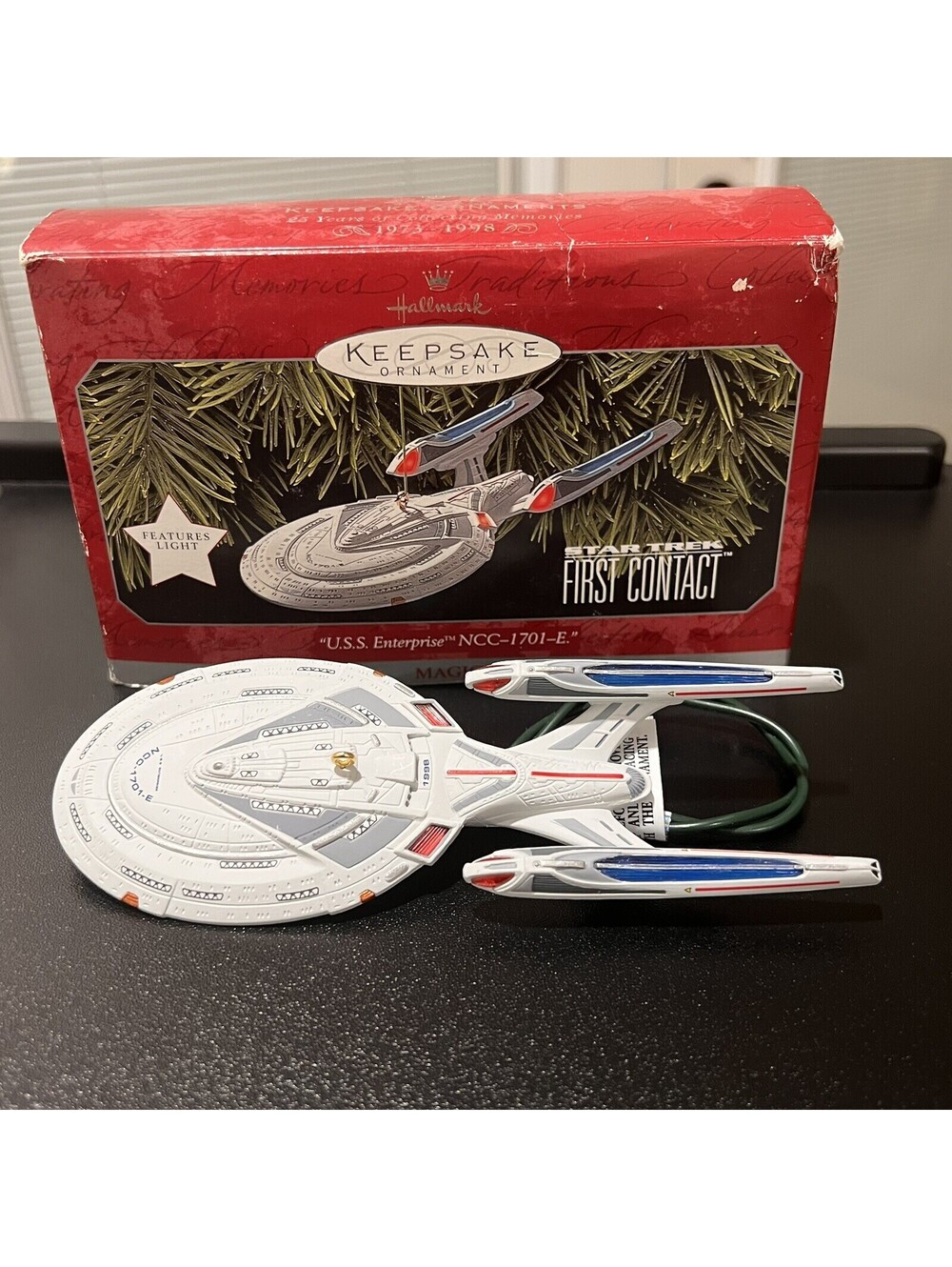 Hallmark Ornament 1998 Star Trek: First Contact U.S.S. Enterprise NCC-1701-E